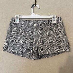 Express Women’s Black & White Geometric shorts